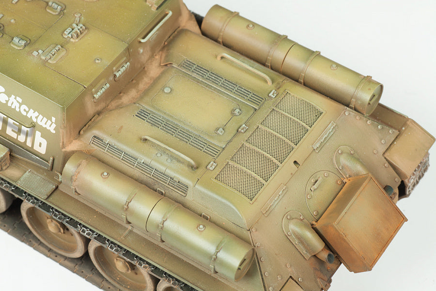 Zvezda 1/35 Soviet tank destroyer SU-85 3690
