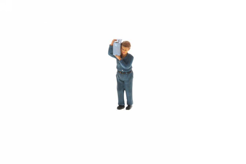 Mechanic Standing M1:20 Figure