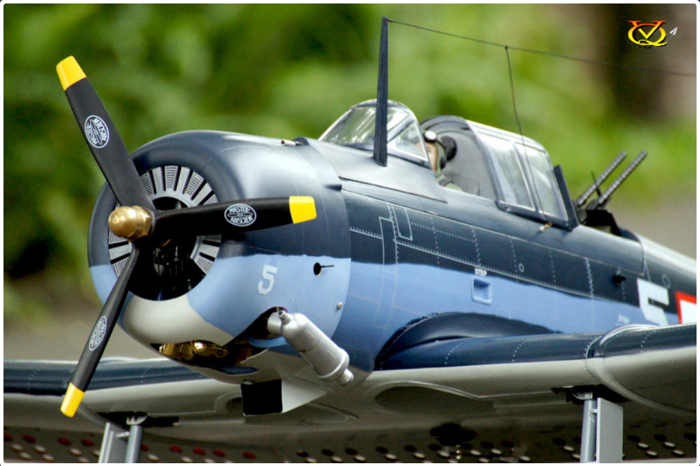 VQ SBD-5 Dauntless ARF