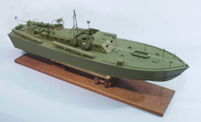 Dumas PT-109 U.S. Navy Boat kit (1233)