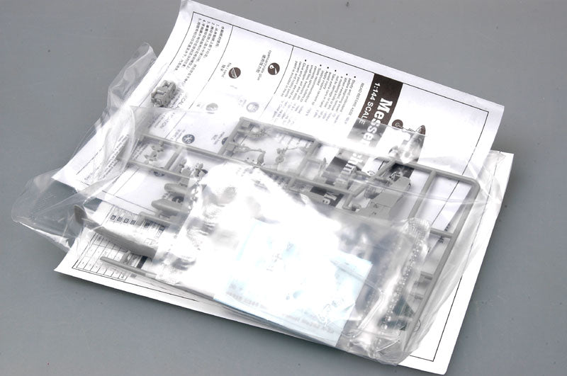 Messerschmitt ME262 A-2a 1:144