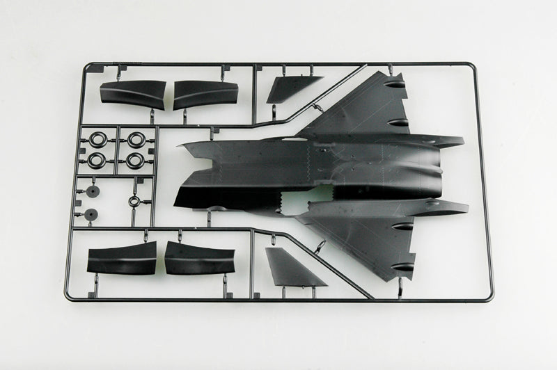 Trumpeter 1/72 Chinese J-20 Mighty Dragon 01663