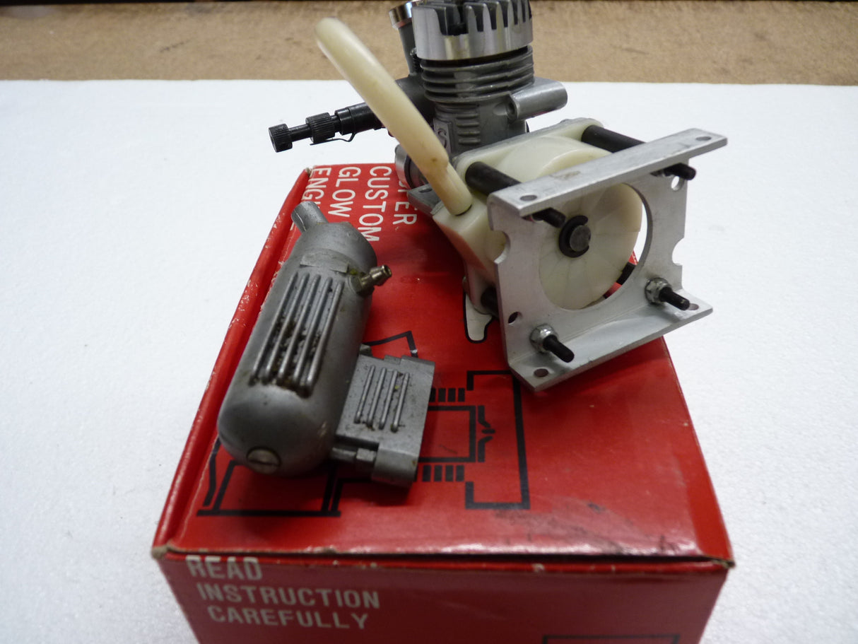SC 15AX Aero Pull Start Engine with Silencer and metal motor mount with stand offs - NEW - UNRUN-Second Hand - Boxed