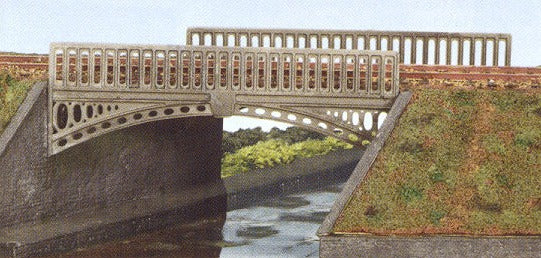 Wills SS26 Victorian Cast Iron Type Bridge