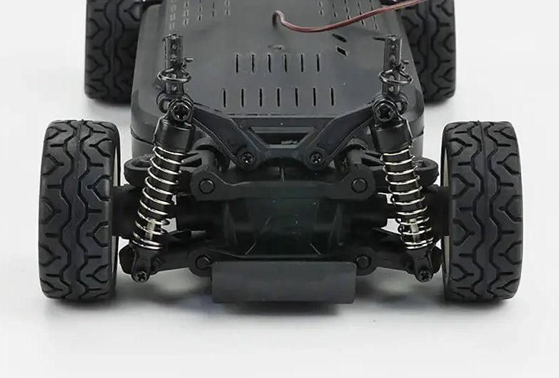 CARISMA GT24 MITSUBISHI LANCER EVOLUTION 4 1/24 MICRO Scale Ready to Run