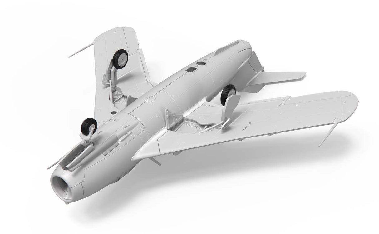 Airfix 1/72 Mikoyan-Gurevich MiG-17F Fresco A03091