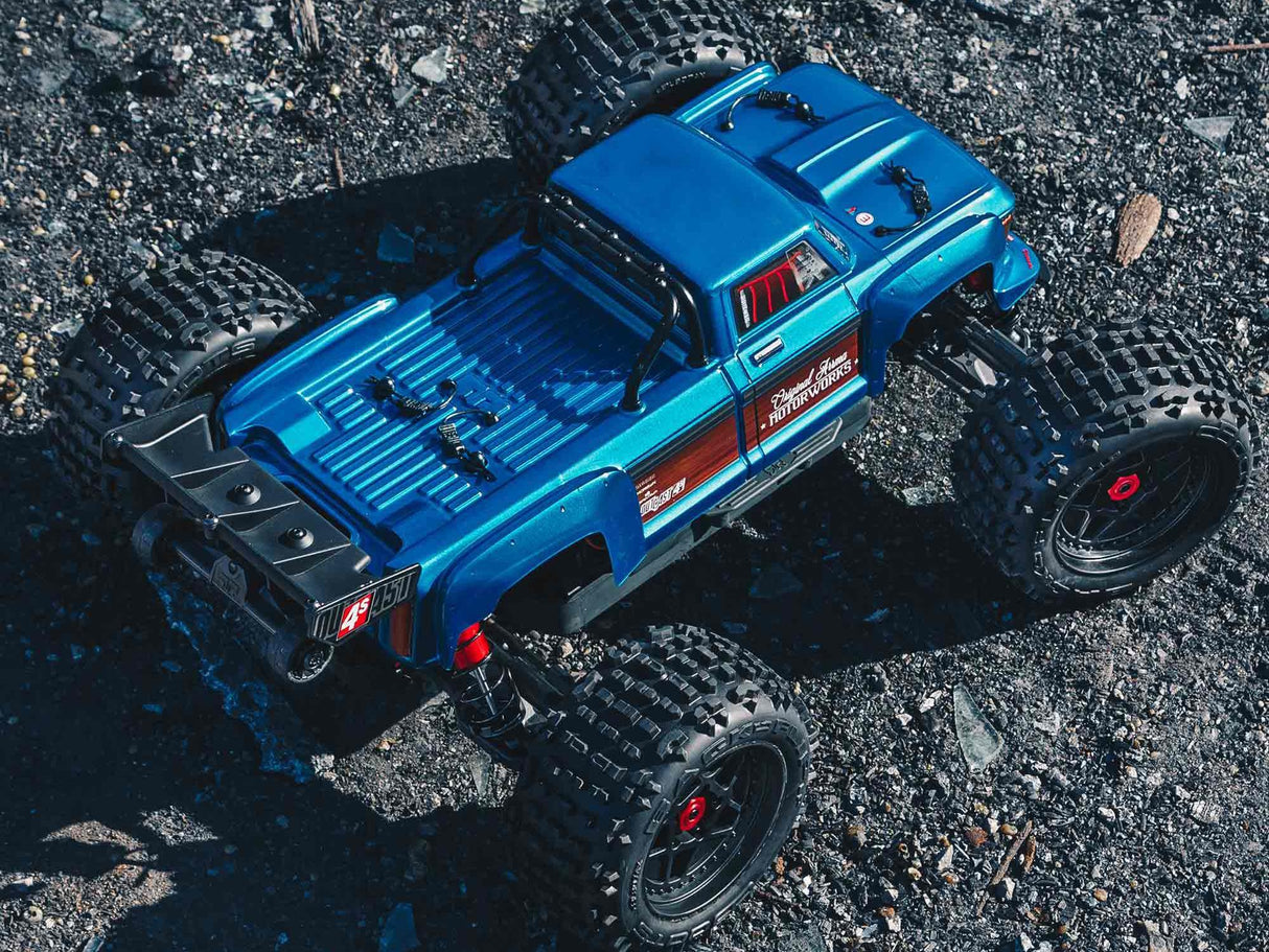1/10 OUTCAST 4X4 4S V2 BLX Stunt Truck RTR Blue