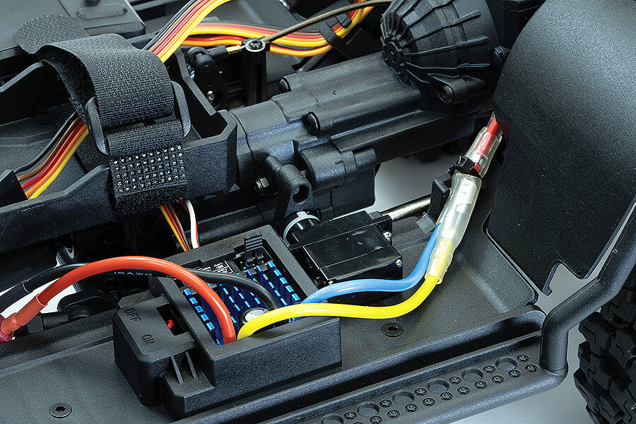 FTX OUTBACK TRACKER 4X4 Ready To Run 1:10 TRAIL CRAWLER - White