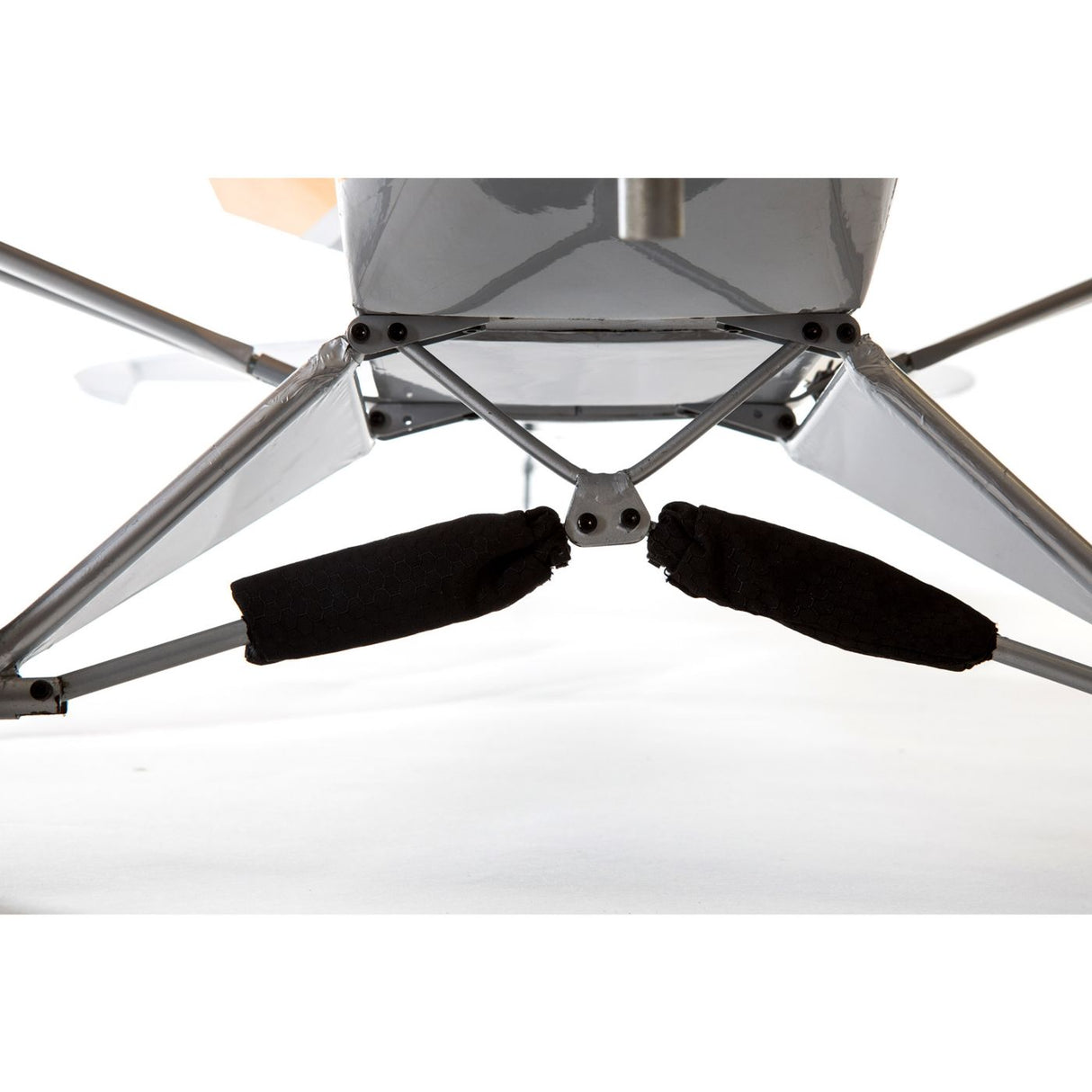 Hangar 9 Carbon Cub 15cc ARF