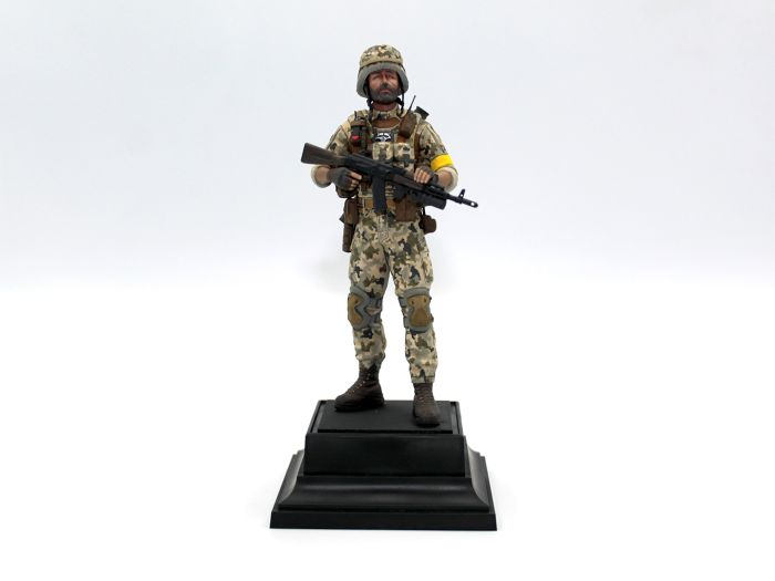 ICM 1/16 Soldier of the Armed Forces of Ukraine 16104