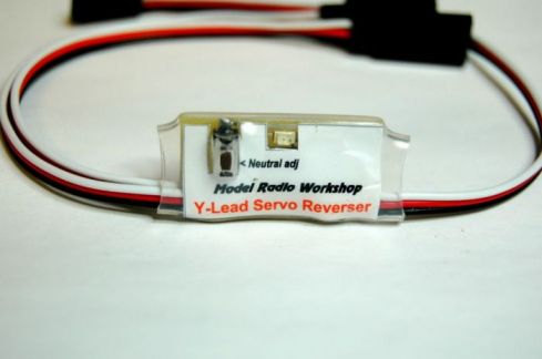 Model Radio Workshop Y-Lead Servo Reverser (MRW108)
