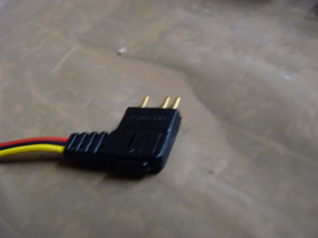 MULTIPLEX SERVO MS-12 #65092