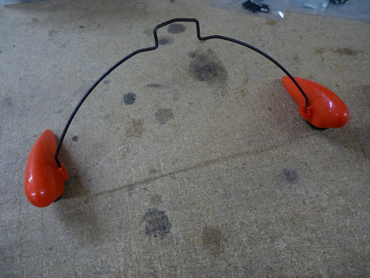 Landing Gear w/ Wheel Spats - Slight Rusting