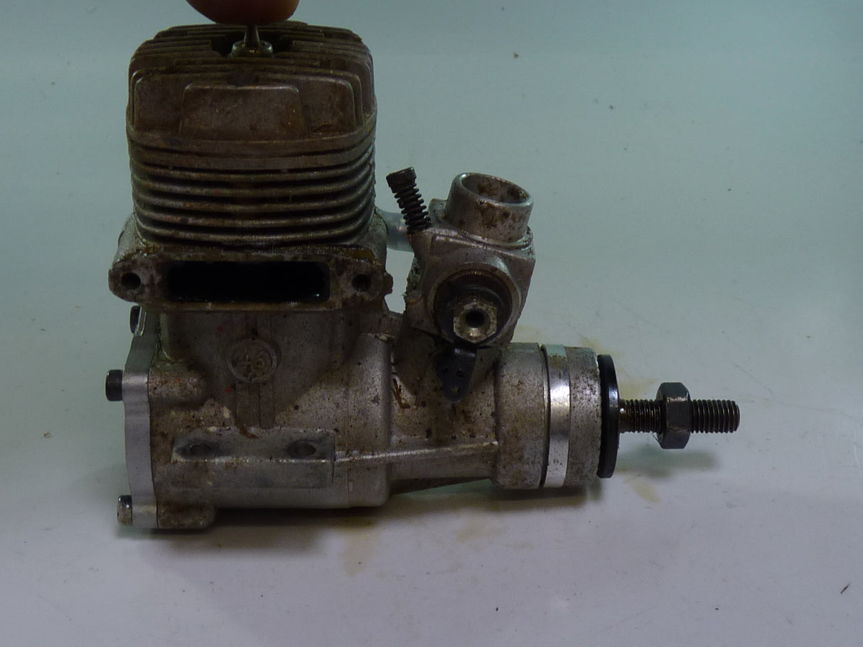 Second Hand engine Glow 2-stroke OS Max FX 46 No silencer (BOX 62)