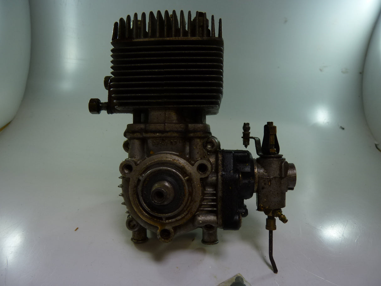 Second Hand engine Glow 2-stroke Tartan no silencer (BOX 63)