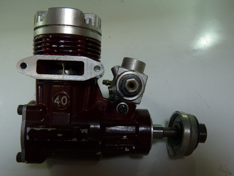 Second Hand engine Glow 2-stroke Irvine 40 red no silencer (BOX 64)