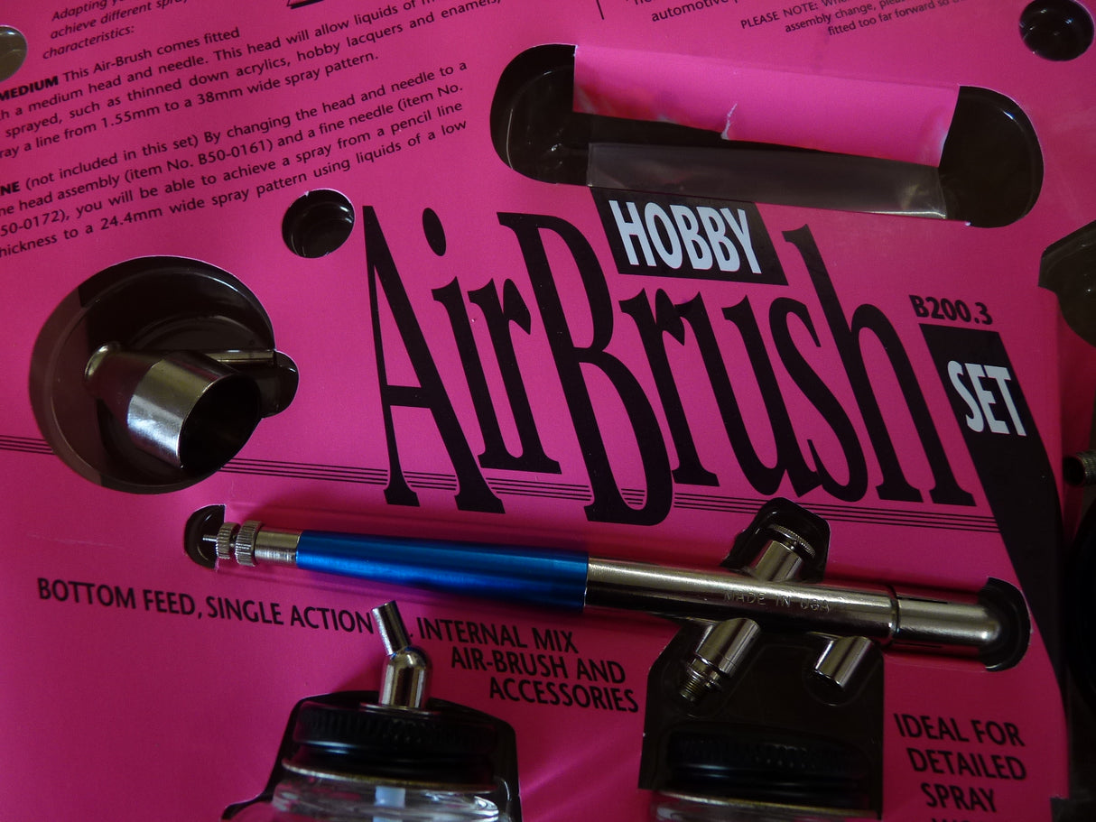 Badger B200.3 Airbrush Set w/ Compressor (MISSING BITS)