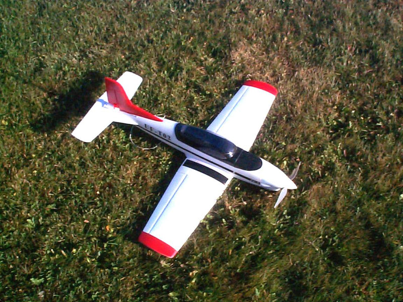 Ultrafly PC-9 Aerobatic Trainer ARF