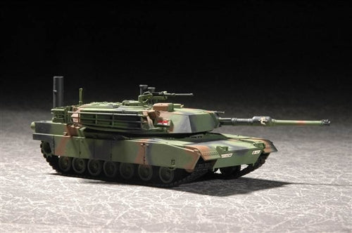 Trumpeter 1/72 M1A1 Abrams MBT 07276