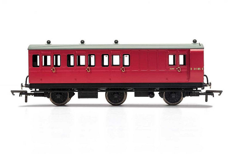Hornby R40126 BR 6 Wheel Coach Brake 3rd Class Fitted Lights E31185 (Copy)