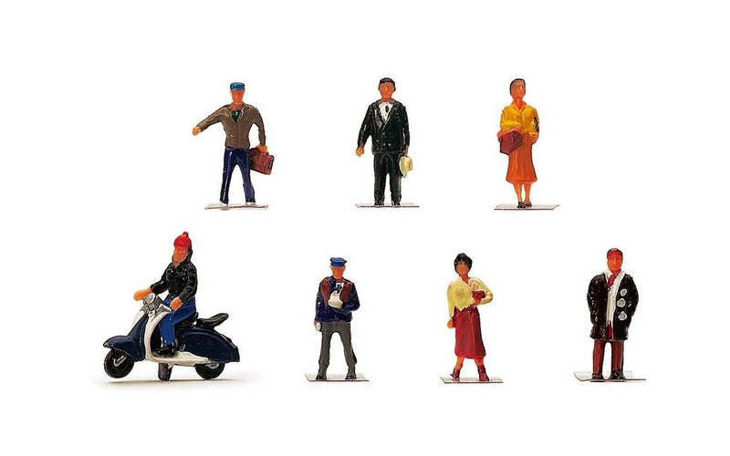 Hornby R7115 City People