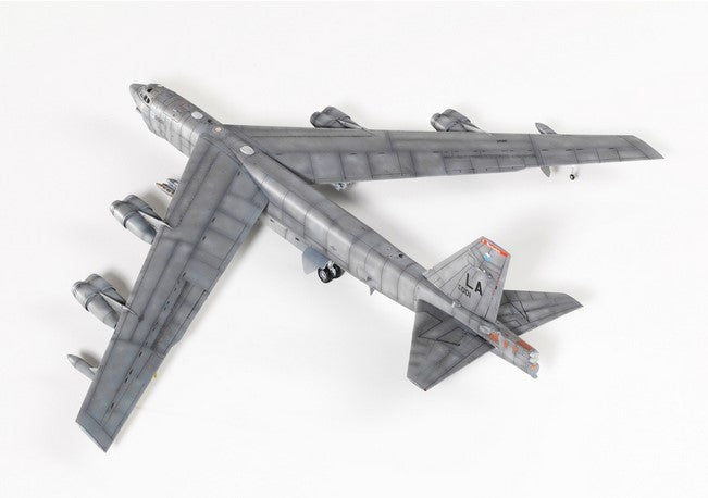 Academy B-52H Stratofortress 20th BS Buccaneers Plastic Kit 12622