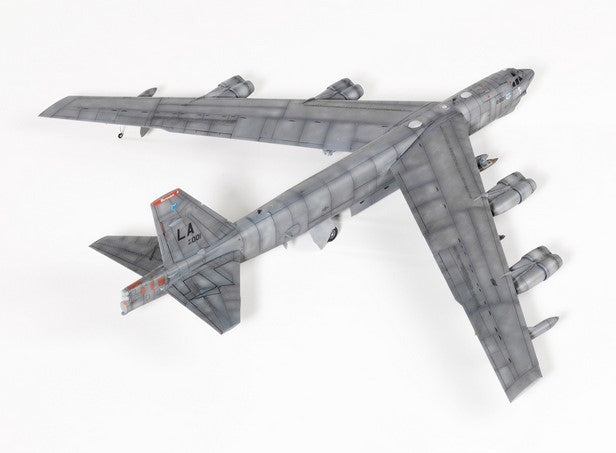 Academy B-52H Stratofortress 20th BS Buccaneers Plastic Kit 12622