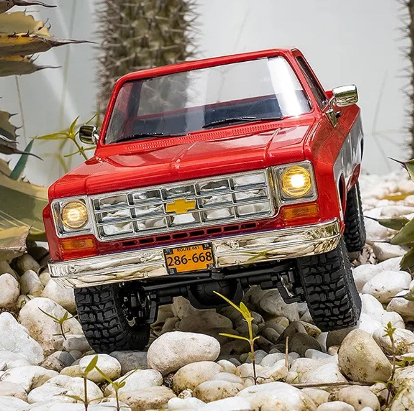 FMS Chevrolet K10 1/18th Ready to Run Scaler Truck