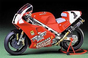 Tamiya 1/12 Ducati 888 Superbike 14063