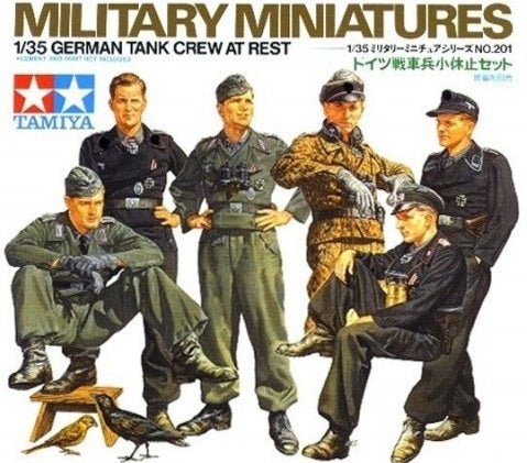Tamiya 1/35 German Tank Crew at Rest 35201