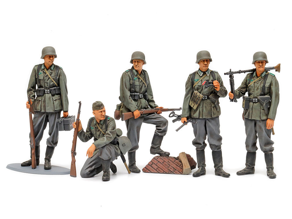 Tamiya 1/35 German Infantry Set (Mid-WWII) 35371