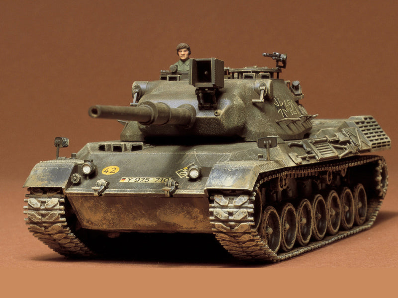 Tamiya 1/35 West German Leopard A1 Tank 35064