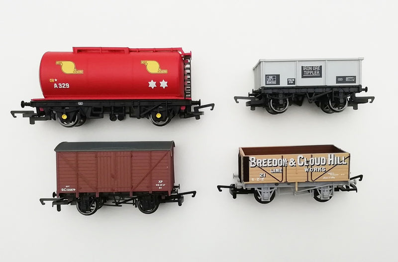 Hornby 4 Mixed Wagons (unboxed)