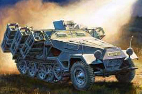 Zvezda 1/72 SD.KFZ 251/1 AUSF B STUKA ZU FUSS 6243