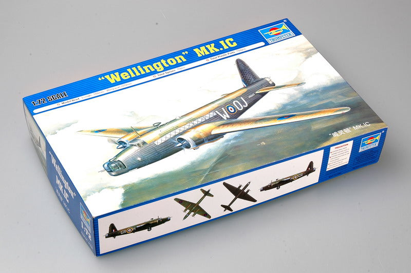 Trumpeter 1/72Plastic kit Wellington Mk.IC Aircraft  01626