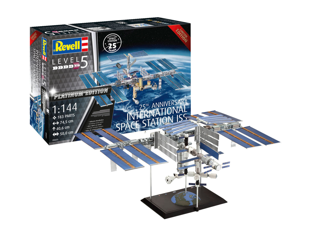 Revell 1/144 International Space Station 25th Anniversary ISS Platinum Edition 05651