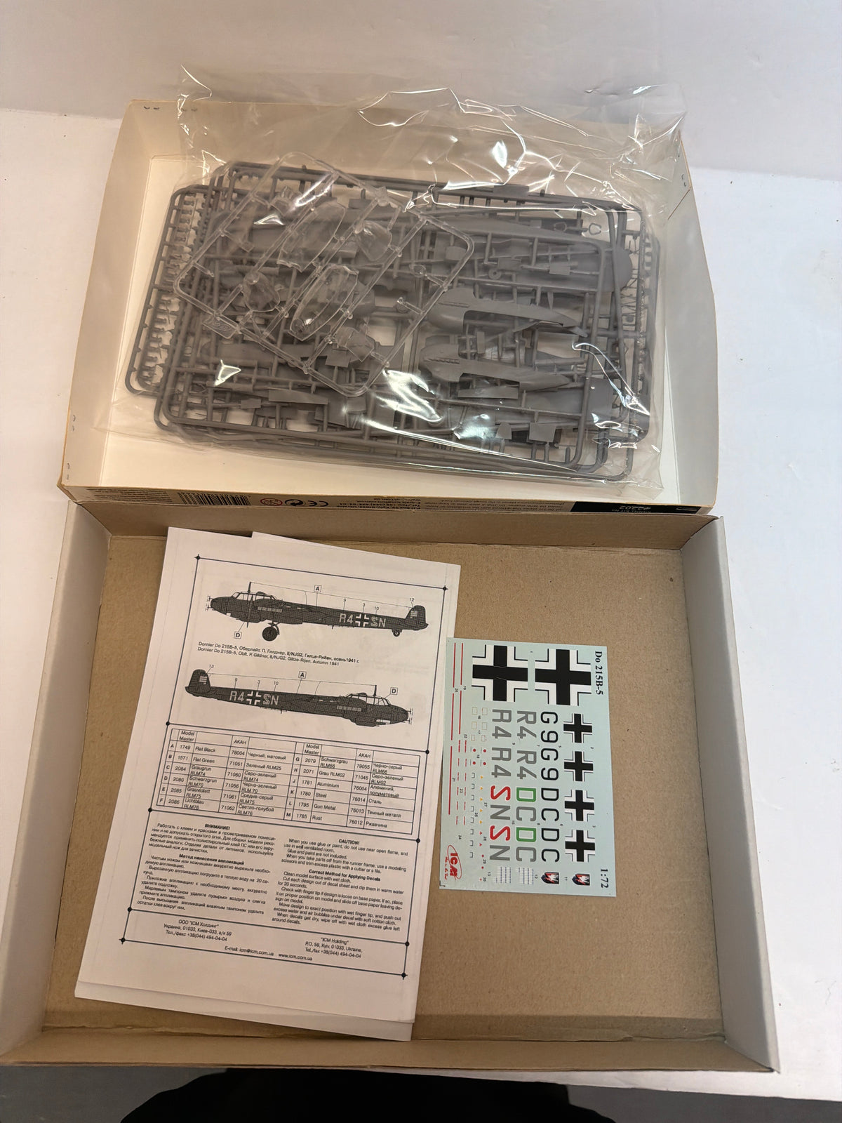 ICM 72302 Dornier Do 215 B-5 Kauz III Night Fighter — 1:72 Plastic model aircraft kit