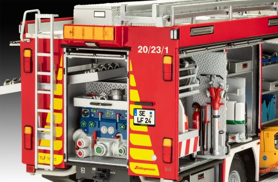 Revell 1/24 Schlingmann TLF 16/25 Fire Engine Kit 05663