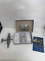 Hobbyboss Plastic Model Kit Petlyakov Pe-2 Bomber — 1:72