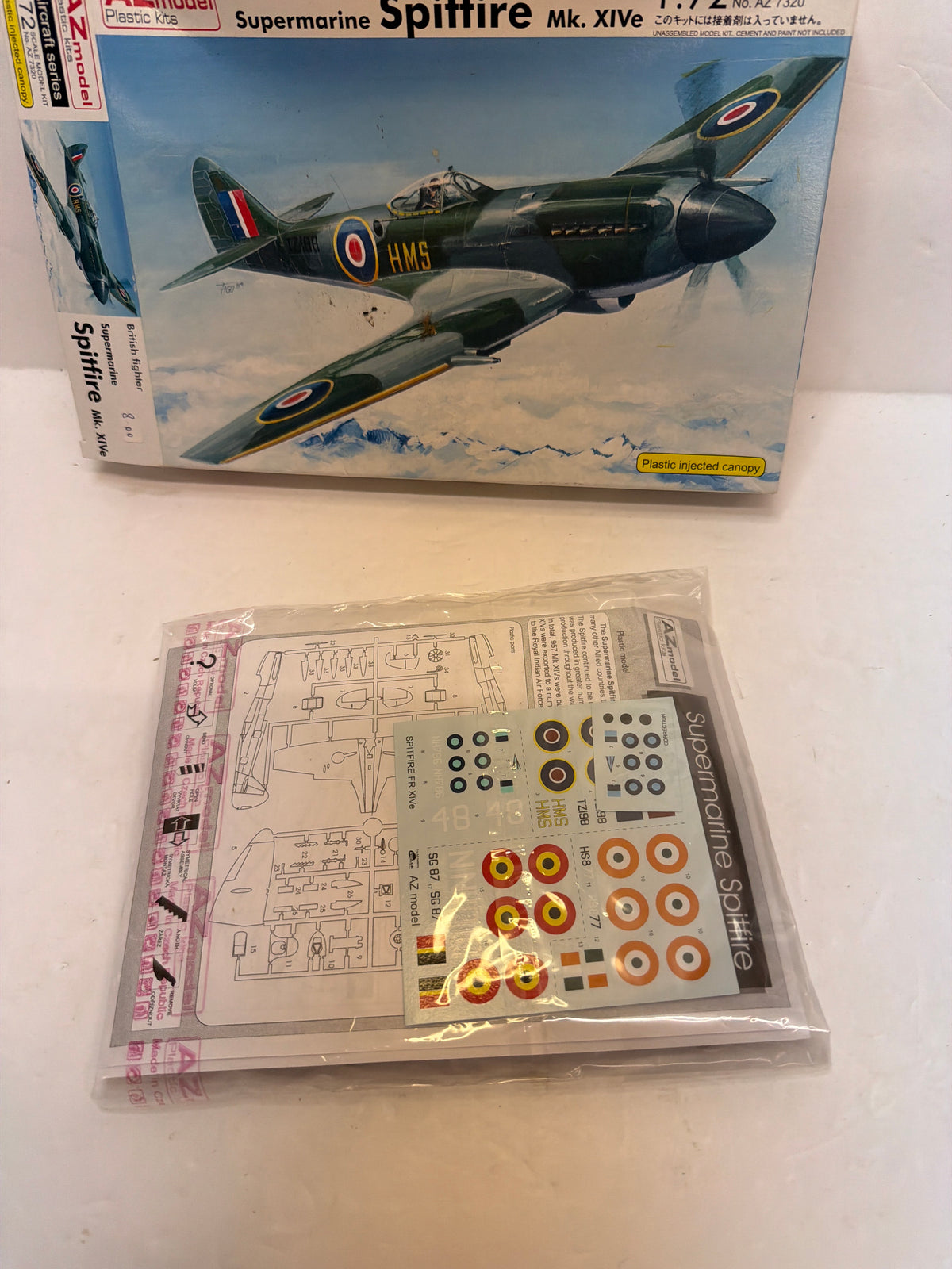 Supermarine Spitfire Mk.XIVe — AZ Model 1/72 Plastic model Kit Vintage