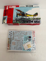 AZ Model Plastic Model kit de Havilland DH.82B Queen Bee — 1:72