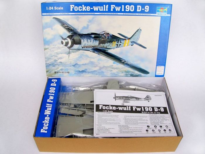 Trumpeter 1/24 Focke-Wulf Fw190 D-9 Kit 02411