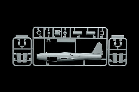 ITALERI 1/72 F-84G Thunderjet RR Kit 1321