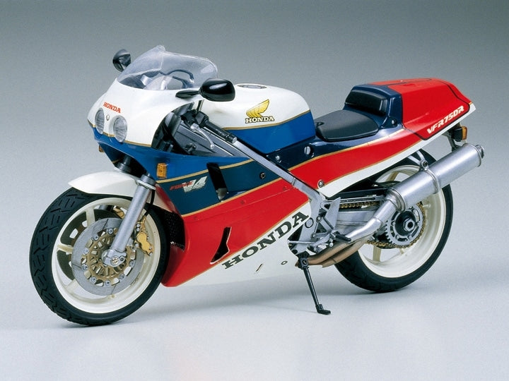 Tamiya 1/12 Honda Vfr750R Kit 14057