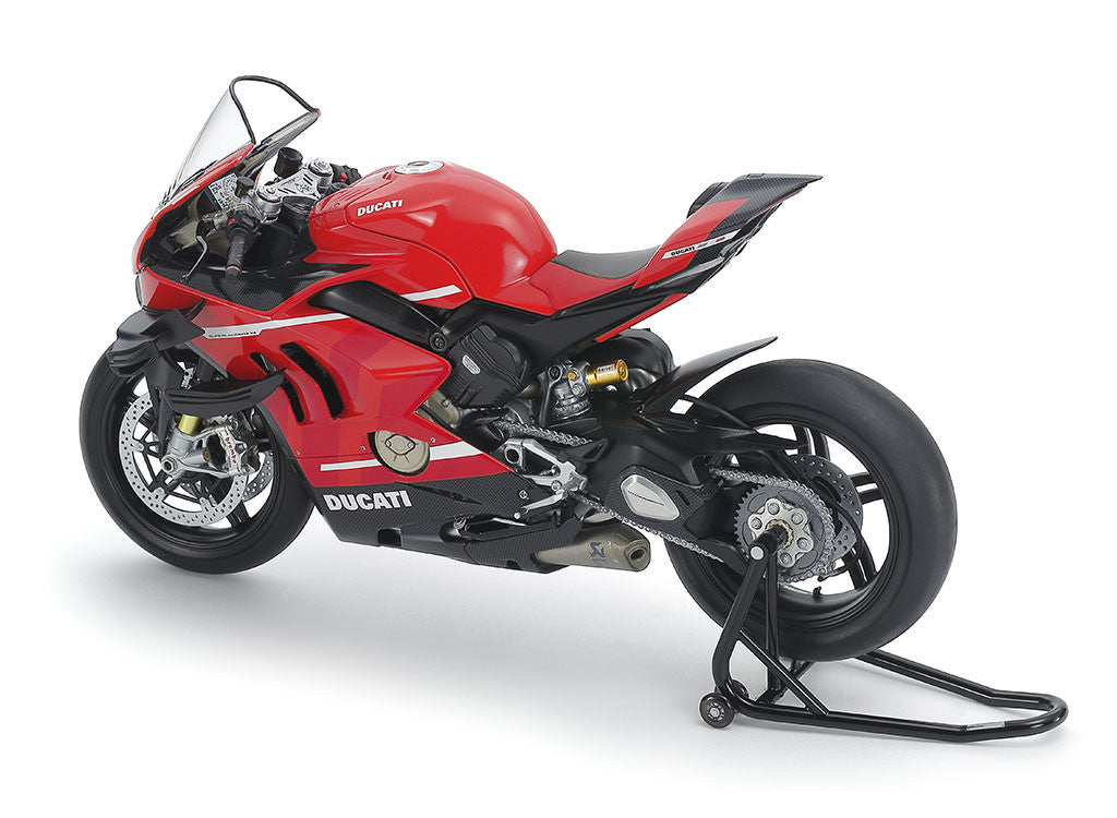 Tamiya 1/12 Ducati Superleggera V4 with Racing Kit 14143