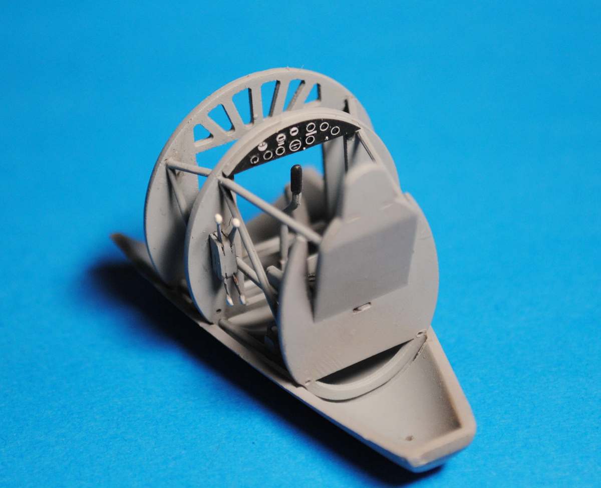 Dora Wings 1/48 Gee Bee R2 Kit DW48001