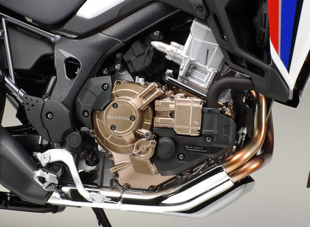 Tamiya 1/6 scale Honda CRF1000L Africa twin 16042