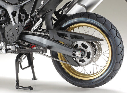 Tamiya 1/6 scale Honda CRF1000L Africa twin 16042