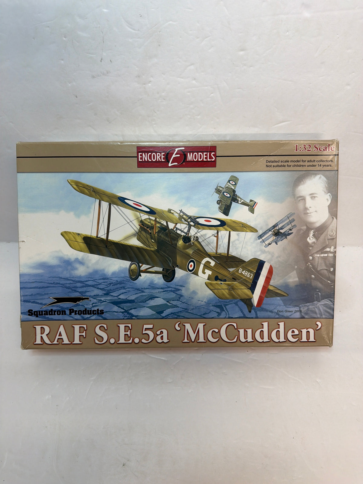Plastic model aircraft kit Encore Models EC32002 RAF S.E.5a McCudden — 1:32 with scale aircraft conversions metal parts