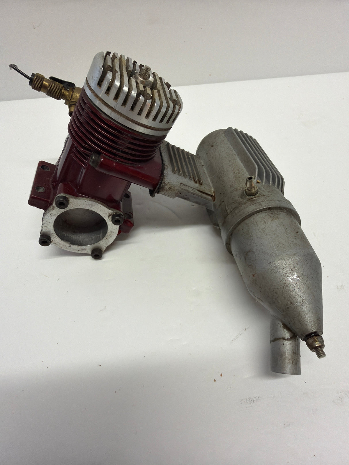 Second Hand Aircraft Engine 2-stroke Irvine 40 With Silencer (Box 62)
